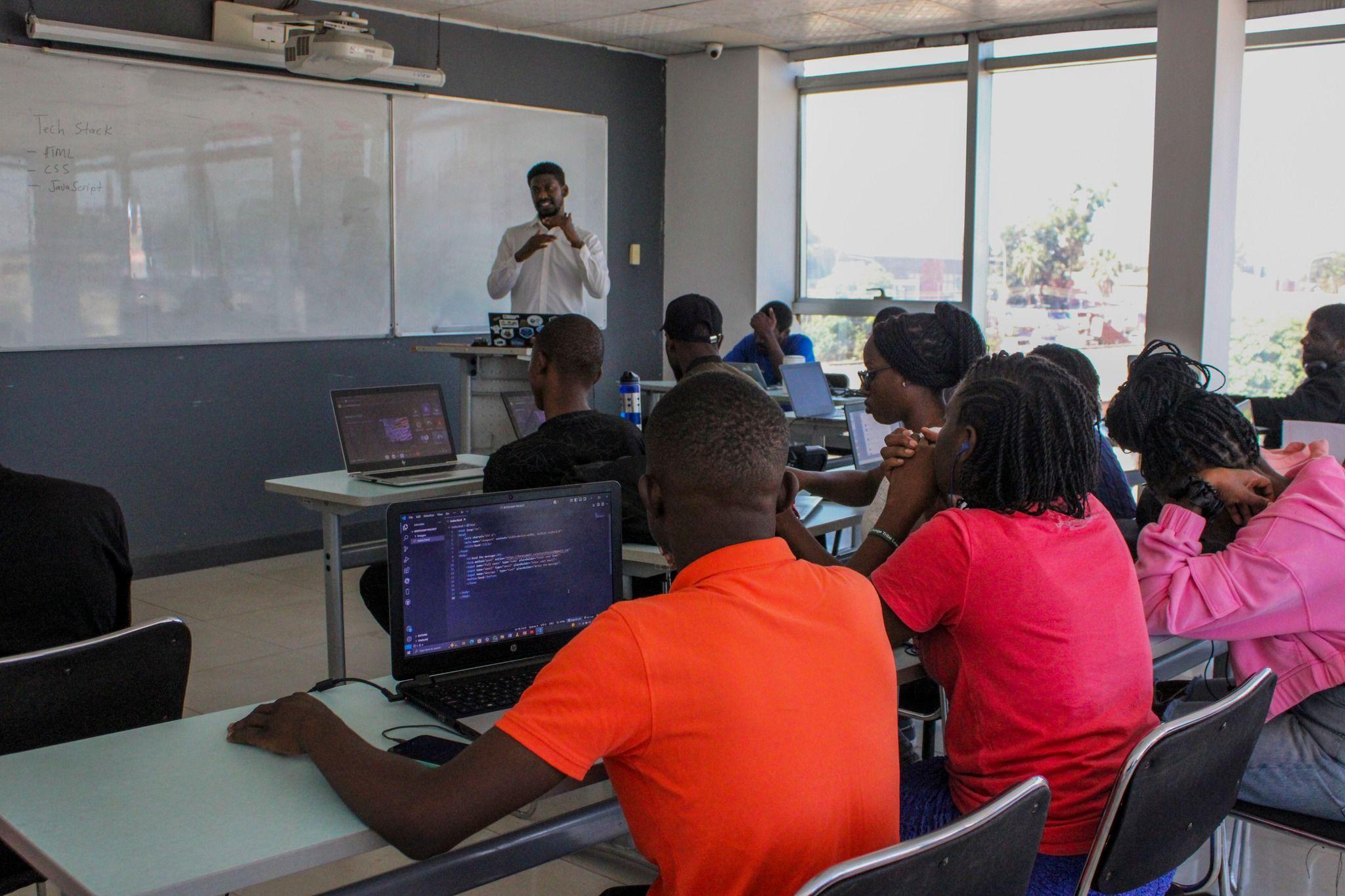 Frontend Web Development (Cavendish University) 1